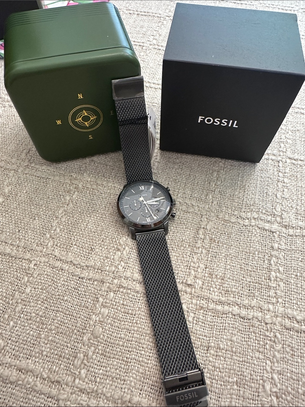 Fossil Black Metal Mesh Strap Chronograph Watch with Matching Black Dial